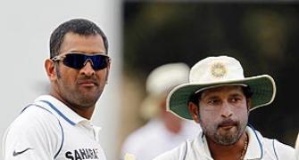 Expectations from Sachin as high as Mount Everest: Dhoni