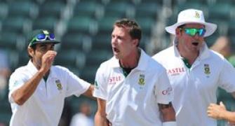 Steyn sparks another Australia collapse