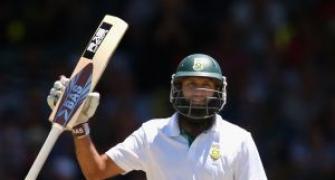Amla, De Villiers put SA on brink of clinching series