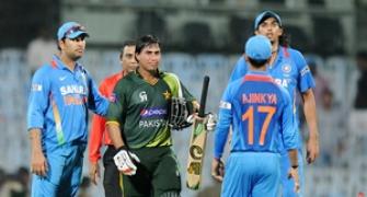 Chennai ODI: Dhoni's ton in vain as Pakistan clinch win