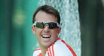 Swann calls Pietersen 'childish' for taking dig at Prior