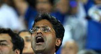 BCCI is gifting IPL team to Srinivasan's friends: Modi