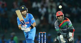 Kohli first Indian to post three consecutive 50s in T20s