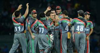 Defending champs England to take on lion-hearted Afghans