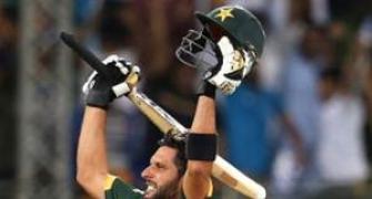 Afridi steers Pakistan to T20 win over Sri Lanka