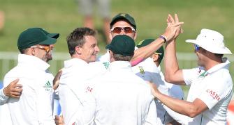 Day 2: How India crumbled under Steyn fire