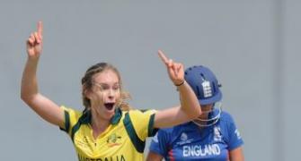 Women's WC: Bowlers set up thrilling win for Australia