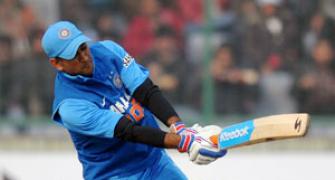Dhoni extends helping hand to ailing 'helicopter shot' friend