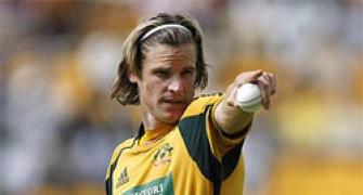 Former Aus pacer Bracken takes CA to court for negligence