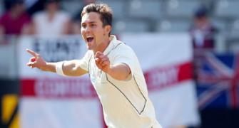 Auckland Test: Boult puts New Zealand in control v England