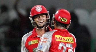 Gilchrist shines as Kings XI whip Royal Challengers