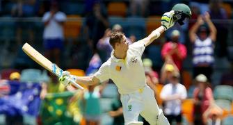 Smith pats his 'tail' after handsome lead over India