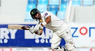 Pacy Sri Lanka send Pakistan crashing for 165 in second Test