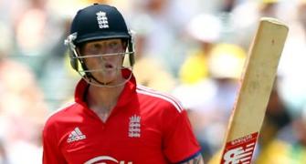 Stokes's all-round show ends England's losing streak in Australia