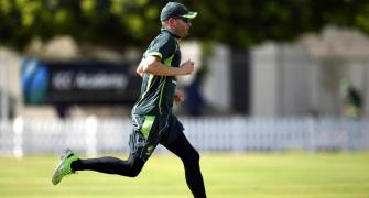 Will Australia captain Clarke recover in time for India Tests?