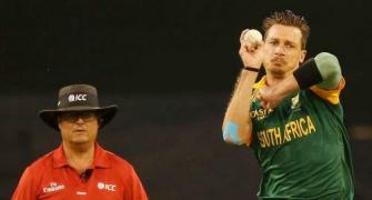 Steyn returns to competitive cricket with eye on World T20