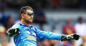 Dhoni steps down as India's limited-overs captain