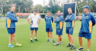 Proteas get Kirsten, Hussey's help in plotting India's downfall