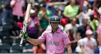 De Villiers smashes fastest ODI ton in 31 balls