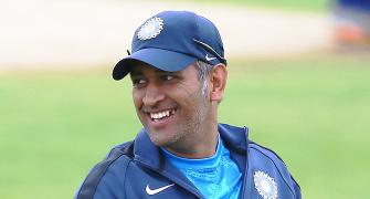 India's 'captain cool', Dhoni turns 34. Wish him!