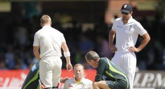 Australia's Chris Rogers recovering after dizzy spell