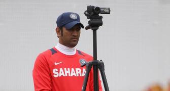 Captaincy approach of every individual is different: Dhoni