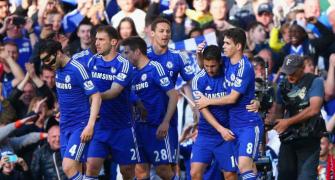 Mourinho keen to keep title-winning Chelsea squad intact