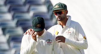 Fresh injury makes Khawaja doubtful for Adelaide Test