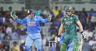 South Africa's Du Plessis fined for dissent