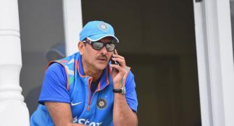 Shastri to continue as Team Director till 2016 World T20