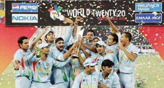 When Dhoni brought the T20 World Cup home in 2007!