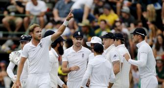 Brilliant Broad lifts England to series win in South Africa