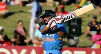 India clinch Zimbabwe T20 series with 3-run win