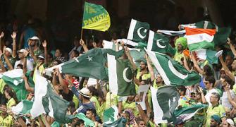 WT20: Visa-seeking Pak fans could face problems over venue shift