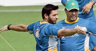 Waqar refuses to go out as 'villain'
