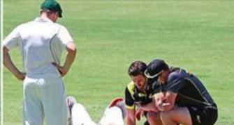 Australian batsman Voges struck on helmet by bouncer