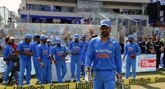 Raina ruled out as India retain squad for last 2 ODIs vs NZ
