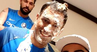 PHOTOS: Team India 'cakesmash' Dhoni on his birthday