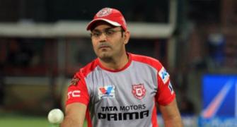 Sehwag applies for India coach's post, Moody in fray