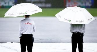 Rain forces stumps on Day 1 in third NZ-South Africa Test