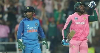 4th ODI: Dhawan ton in vain as South Africa fight back in series