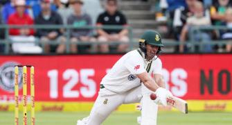 PHOTOS: De Villiers drives South Africa on Day 3