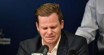 Smith 'cried for four days' after ball-tampering scandal