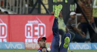 Turning Point: Hales dropped by Maxwell
