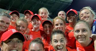 Women's WT20 PIX: Clinical England crush India to enter final