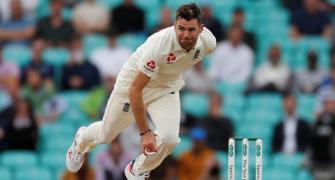 England's Anderson not contemplating retirement yet