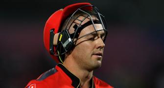 AB de Villiers' suggestion to avoid slow over-rate...