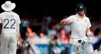Smith doubtful starter for third Ashes Test