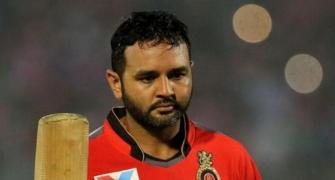 IPL: Parthiv Patel, Dean Jones engage in Twitter banter