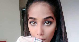 WATCH: How Poonam Pandey pays back Pak for Cup jibe